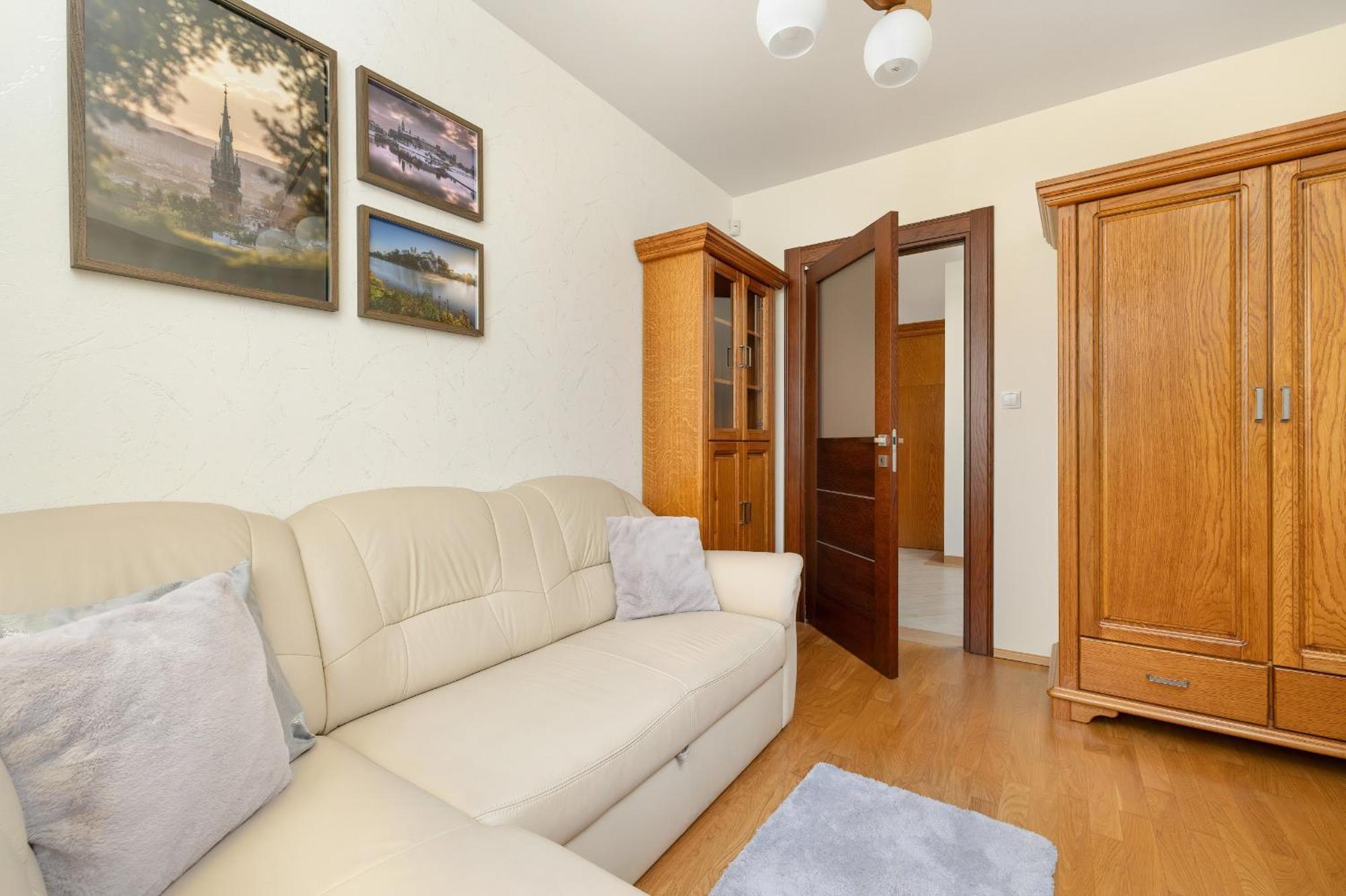 Przytulny Apartament Z Klimatyzacja I Parkingiem By Noclegi Renters Kraków Zewnętrze zdjęcie