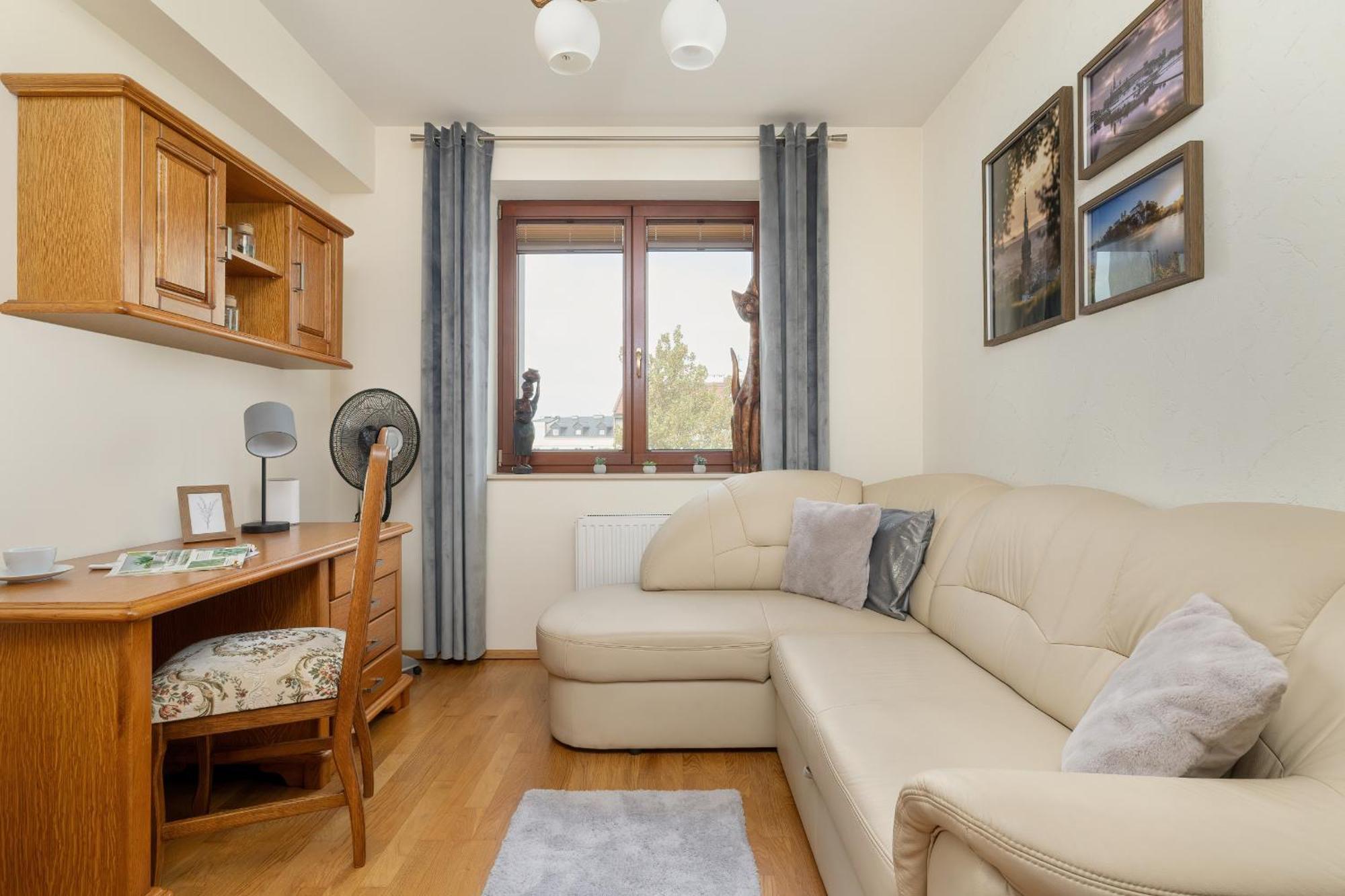 Przytulny Apartament Z Klimatyzacja I Parkingiem By Noclegi Renters Kraków Zewnętrze zdjęcie